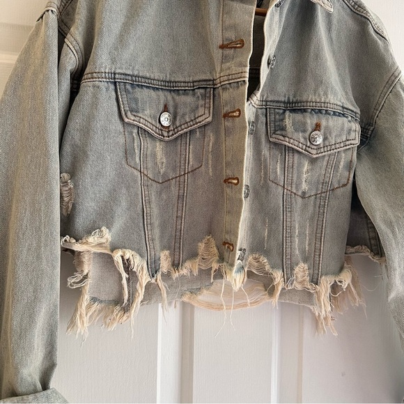 Trio Urban Wake Up Kick Ass‎ Crop Denim Jacket Distressed Blue Size S/M Grunge - Picture 2 of 6